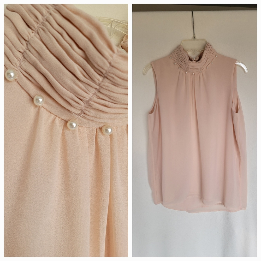Beaded collar top / size M
